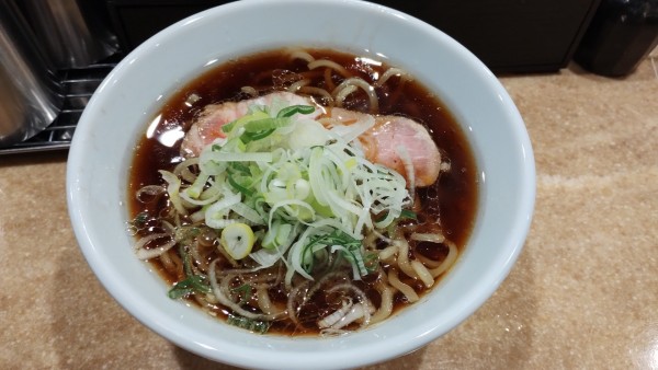 「中華そば(醤油)」@中華そば 肉と葱の写真