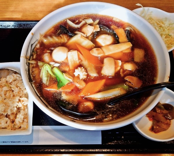 「週替定食Ｆ(広東ラーメン＋ミニチャーハン)」@火麒麟酒場 高田馬場店の写真