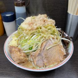 ラーメン(全マシ＋ネギ)
