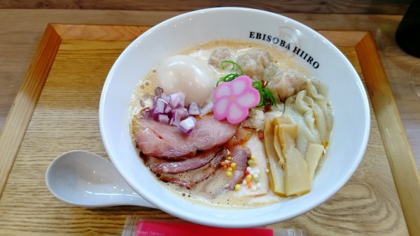 「特性濃厚えびそば」@えびそば 緋彩の写真