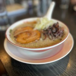 極太背油しょうゆ　750円