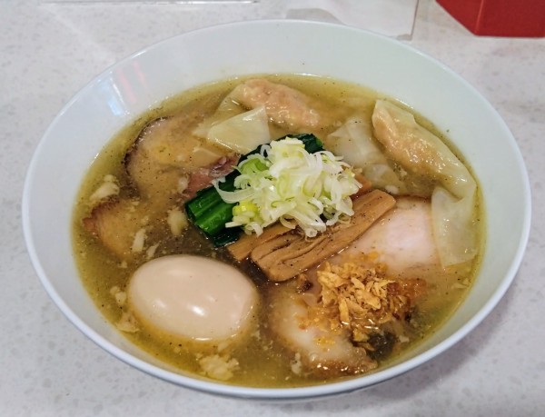 「特製塩らぁ麺」@ラーメン星印の写真