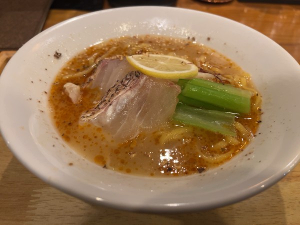 「真鯛担々麺」@真鯛らぁめん まちかどの写真