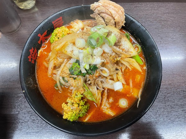 「限定　五目味噌タンメン　中辛」@元祖旨辛系タンメン 荒木屋の写真