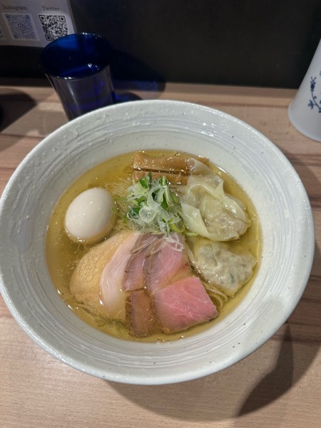 「特製塩ラーメン」@麺屋 彩音 ~Sign~の写真