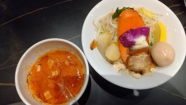 「【限定】トマトつけ麺+味玉(¥1,200+クーポン)」@新浦安 麺屋土竜の写真