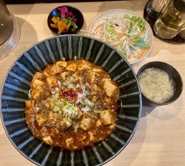 「東京麻婆麺 +麺大盛+追い飯　1400円」@麻婆豆腐TOKYO 五反田店の写真