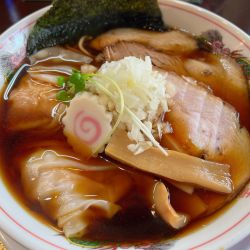 チャーシューワンタンメン