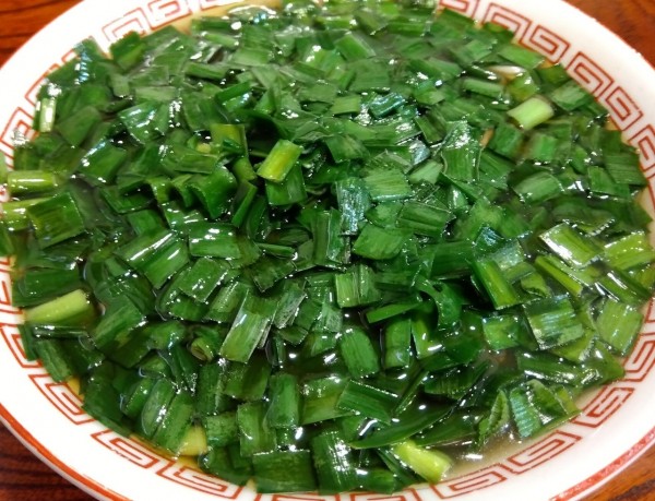 「ランチ限定ニラそば¥940＋ライス小¥120＋手作り餃子¥440」@トキワの写真