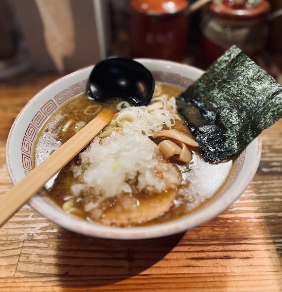 「醤油らーめん（￥920）」@つけ麺屋 やすべえ 秋葉原店の写真