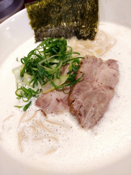 「雷神鶏パイタン」@麺道 しゅはり 伊丹店の写真