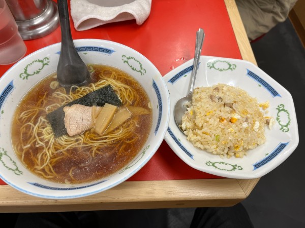 「半チャンラーメン」@伊峡の写真