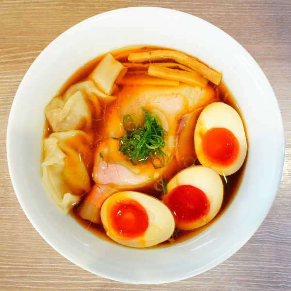 「特製醤油そば」@中華そば 和渦 TOKYOの写真