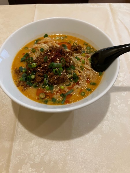 「ランチ日替わりスープ麺990円（担々麺）」@華鈴の写真