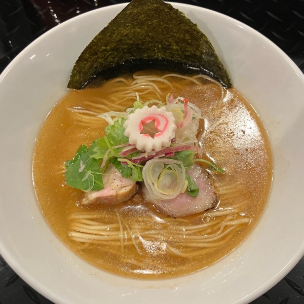 「鯛塩GOLD900円」@トーキョーニューミクスチャーヌードル 八咫烏 CHIKARABOの写真