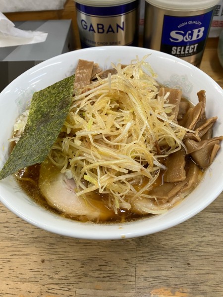 「ネギメンマチャーシュー　ミックス　蕎麦　大」@丸幸の写真