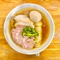 鶏淡麗らーめん全部のせ（塩）