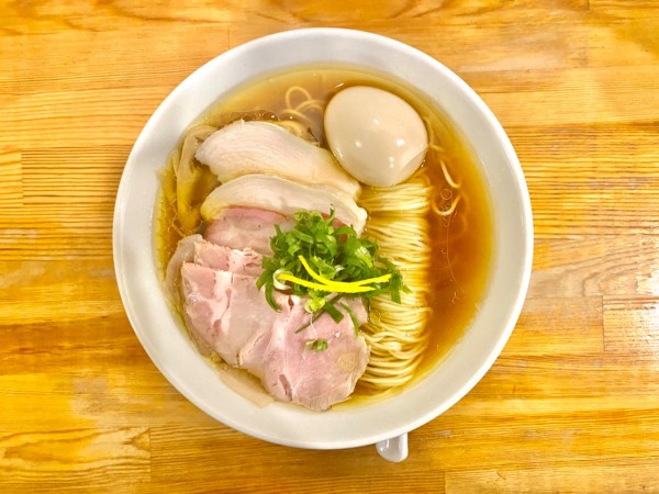 「鶏淡麗らーめん全部のせ(塩)」@麺堂HOMEの写真