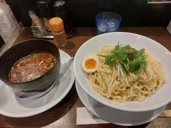 「担々つけ麺(黒)3辛  大盛」@うさ担 浦和本店の写真