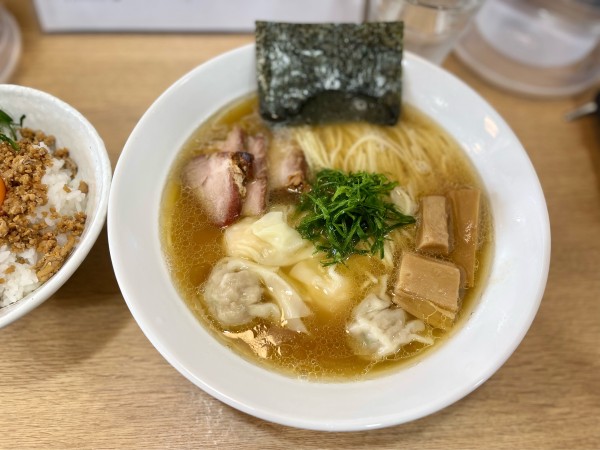 「ミックスわんたん麺」@支那ソバ きたがわの写真