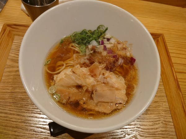 「鮪節ラーメン」@鶏と鮪節 麺屋 勝時の写真