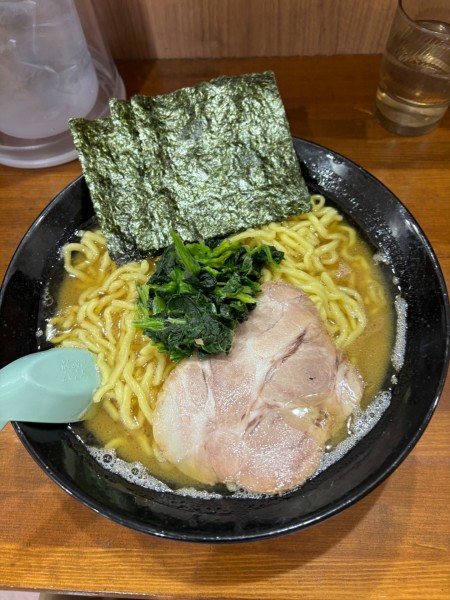 「ラーメン大盛り」@らーめん家 せんだい 横浜駅西口店の写真