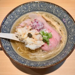 ずわい蟹中華そば（890円）