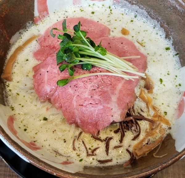 「常陸牛×バジル白湯 1,100円」@常陸牛らぁめん 希の写真