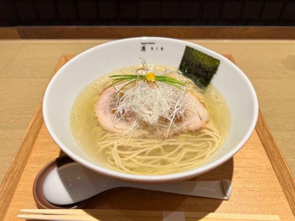 「塩らぁ麺」@NIPPON RAMEN 凛 TOKYOの写真