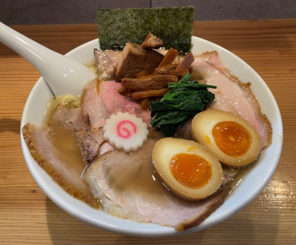 「しおチャーシューメン＋味玉」@オランダ軒の写真