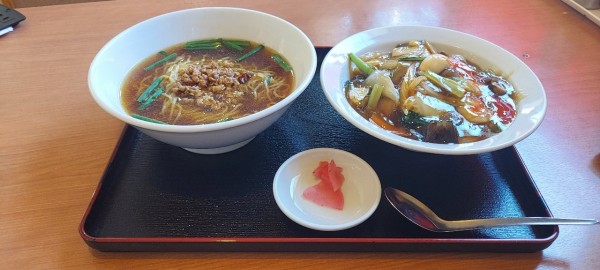 「台湾ラーメン+中華飯」@吉祥の写真