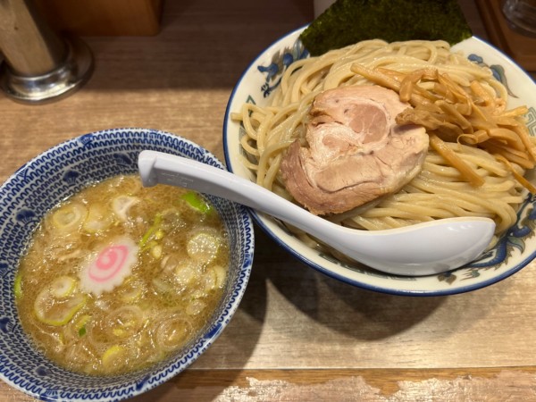 「つけめん（特盛）」@舎鈴 エキュート赤羽店の写真