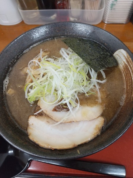 「煮干しだし中華そば(極細麺)トッピング:チャーシュー」@中華そば くりの木 伊奈店の写真