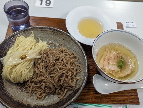 「塩つけ麺（醤油つけ麺写真無し）」@Ramen FeeLの写真