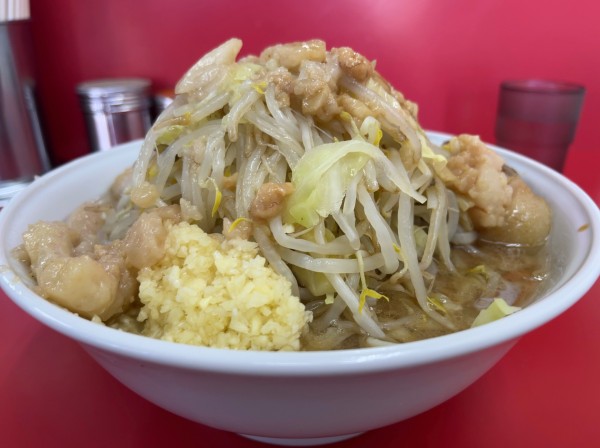 「小ラーメン　全部(ヤサイ、ニンニク、アブラ)」@ラーメン二郎 柏店の写真