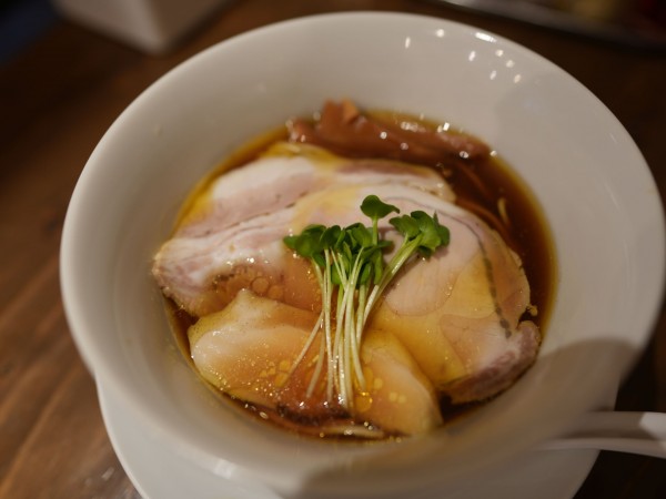 「らーめん 醤油」@麺屋鈴春の写真