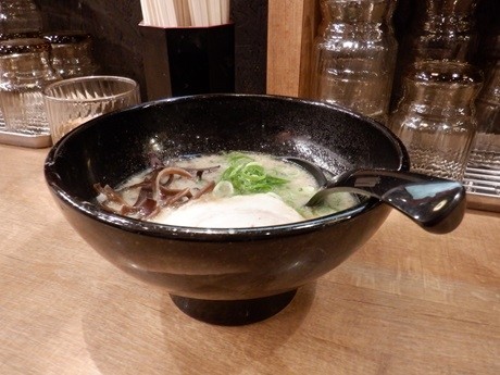 「ハーフラーメン」@元祖博多中州屋台ラーメン 一竜 御茶ノ水北口店の写真