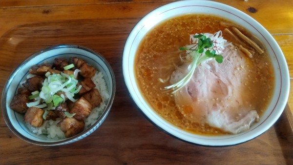 「辛みそらーめん900円、ちゃーしゅー丼ミニ350円」@玖の写真