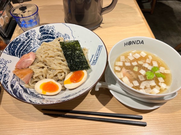 「塩つけ麺上」@本田麺業 神田西口駅前店の写真