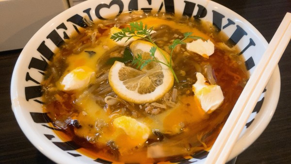 「【限定】黄金檸檬酸辣湯麺」@我流酸辣湯麺 拉麺勇気の写真