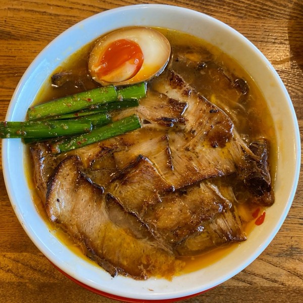 「焼豚ラーメン ¥900 ベト皿 ¥350」@焼豚ラーメン 三條 葛飾店の写真