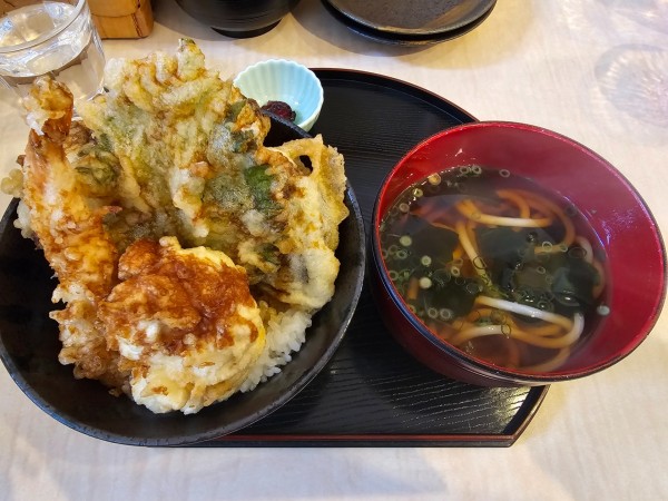 「真白子とエビの天丼セット　1550円」@あぶり天丼 天じゅんの写真