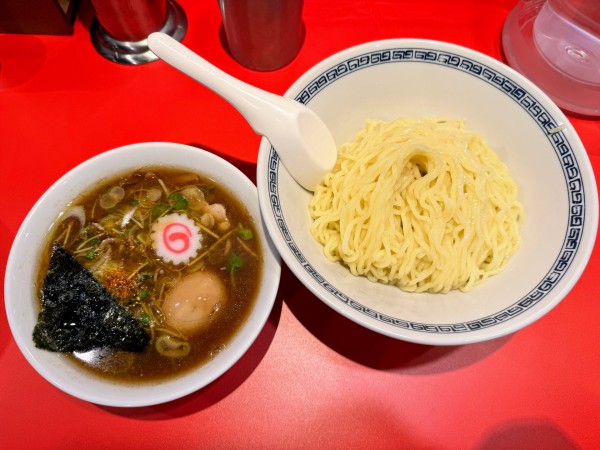 「もりそば+味付玉子」@醤油ラーメンなら ミカド製麺直売所の写真
