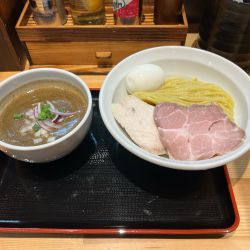 濃厚煮干しつけ麺