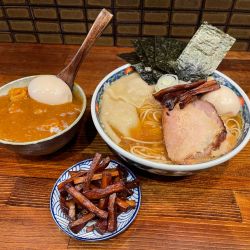 もちもち雲呑味玉中華そば