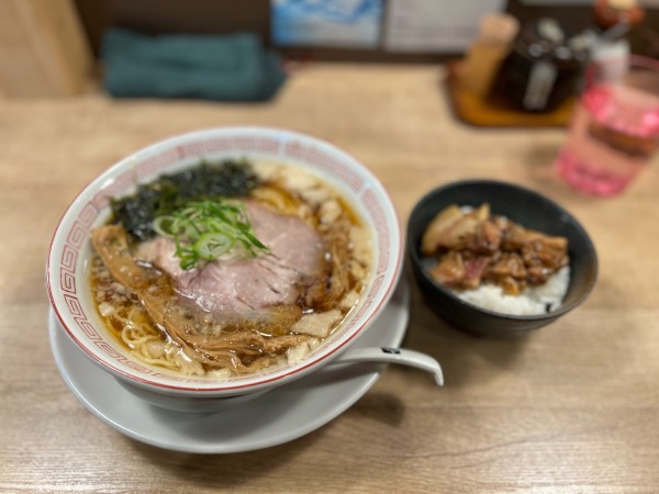 「しょうゆらーめん」@KITCHEN TAKANOの写真