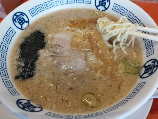 「寅(とら)そば(450)」@中華そば寅 長後店の写真