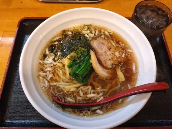 「醤油らーめん750円」@みやび屋の写真