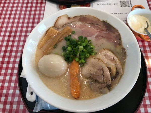「イタリアンスタイルラーメン 1200円」@Lunaの世界の写真