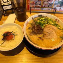 鬼だるまラーメン　博多明太丼